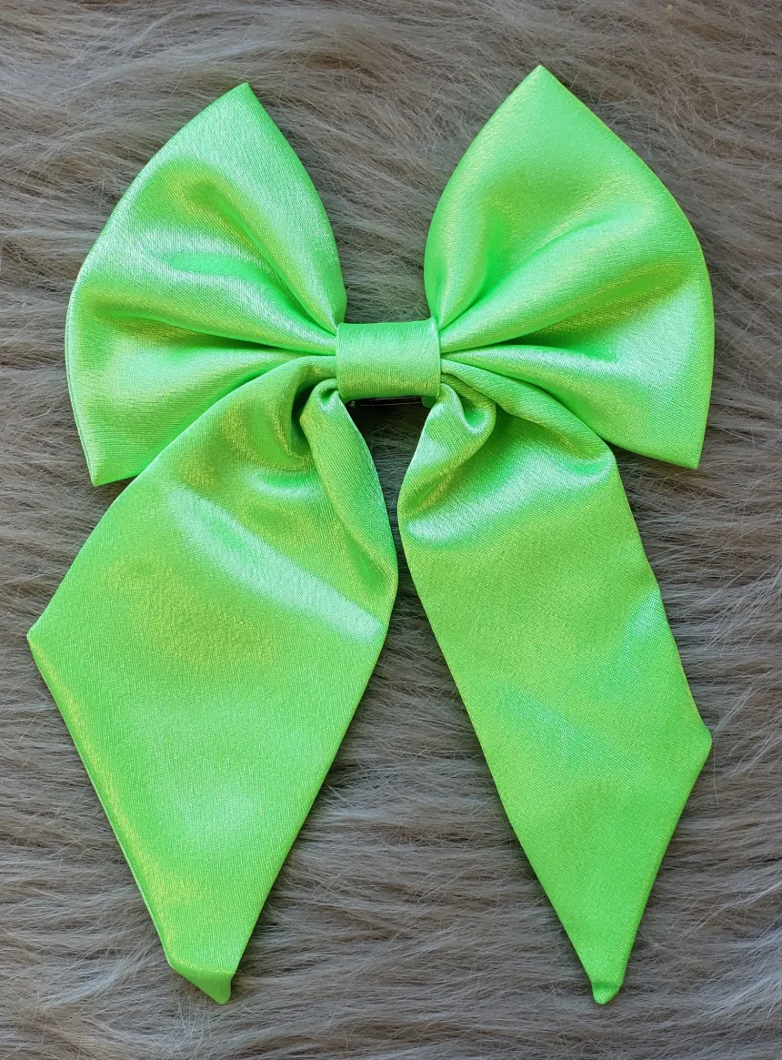 Noeud satin sur broche
