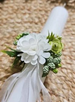 Nœud de cierge en fleurs et rubans