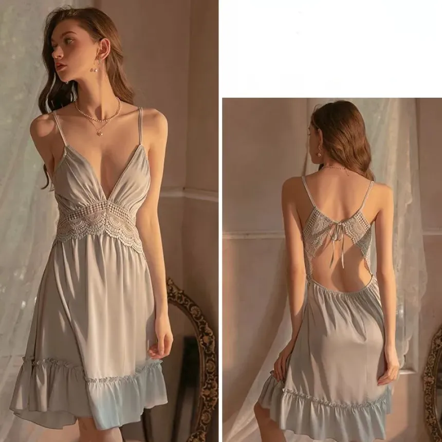 Nuisette dos dentelle et sexy femme