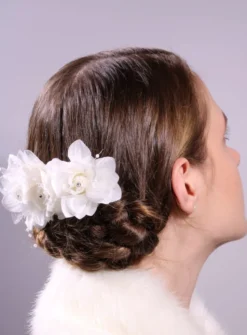 Peigne cheveux rangée de fleurs