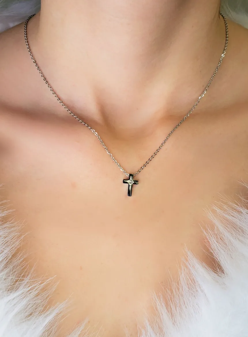 Pendentif Croix strass + Chaine Acier Inoxydable Gris argent