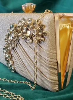 Pochette de soirée femme à pailletttes et gros strass