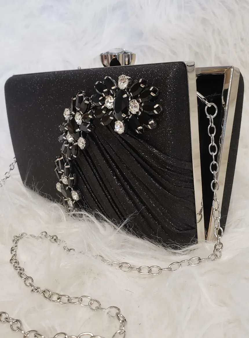 Pochette de soirée femme à pailletttes et gros strass