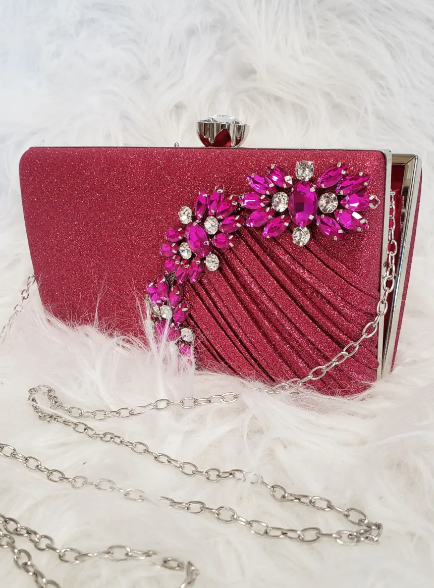 Pochette de soirée femme à pailletttes et gros strass