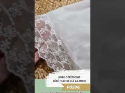 Robe bébé dentelle manches longues