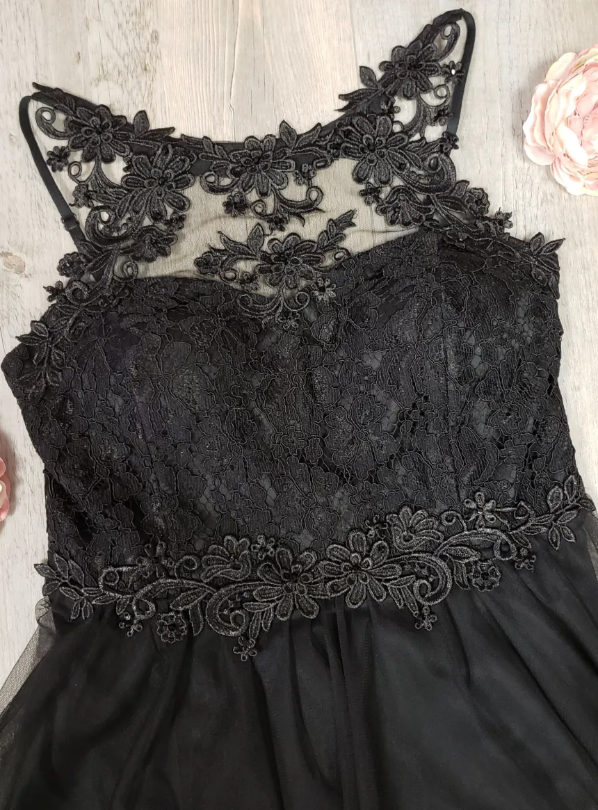 robe cortège femme voilage et dentelle