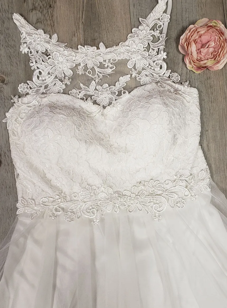 robe cortège femme voilage et dentelle