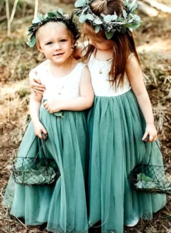 Robe cérémonie fille dos nu et dentelle