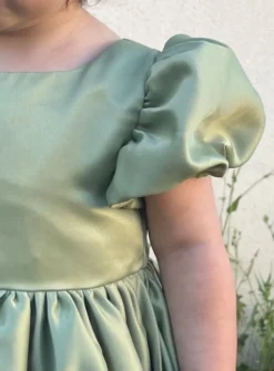 Robe cérémonie pour petite fille satin