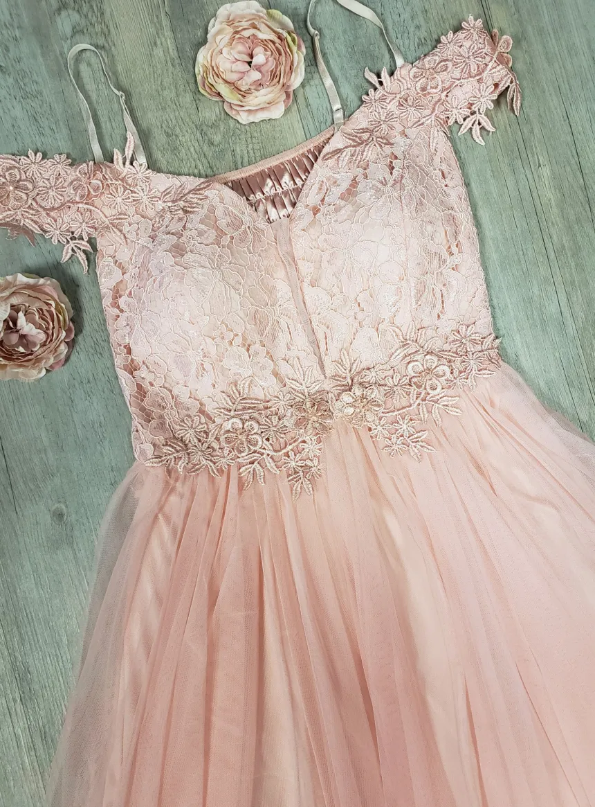 Robe de cocktail courte femme dentelle et mousseline