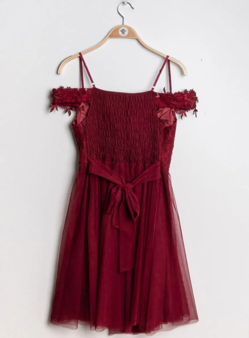 Robe de cocktail courte femme dentelle et mousseline