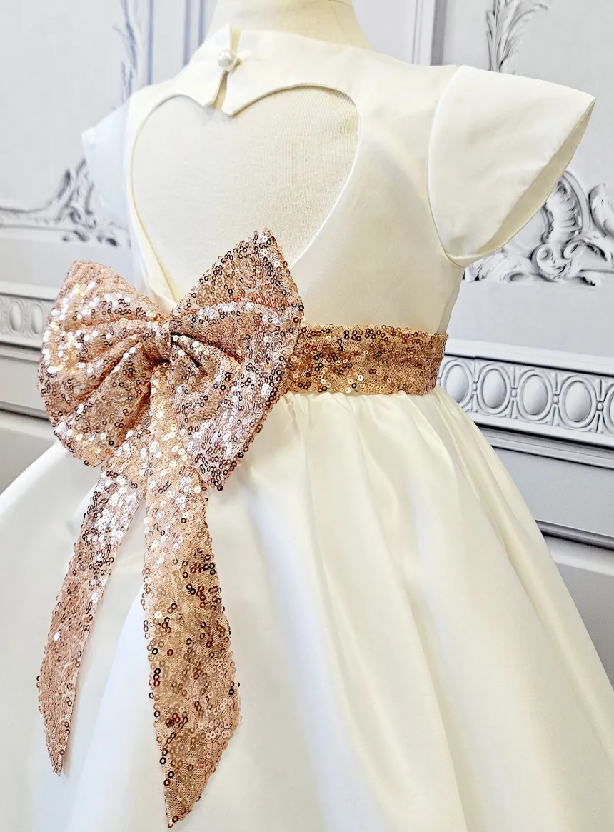 Robe de cérémonie fille satin et paillettes dos coeur