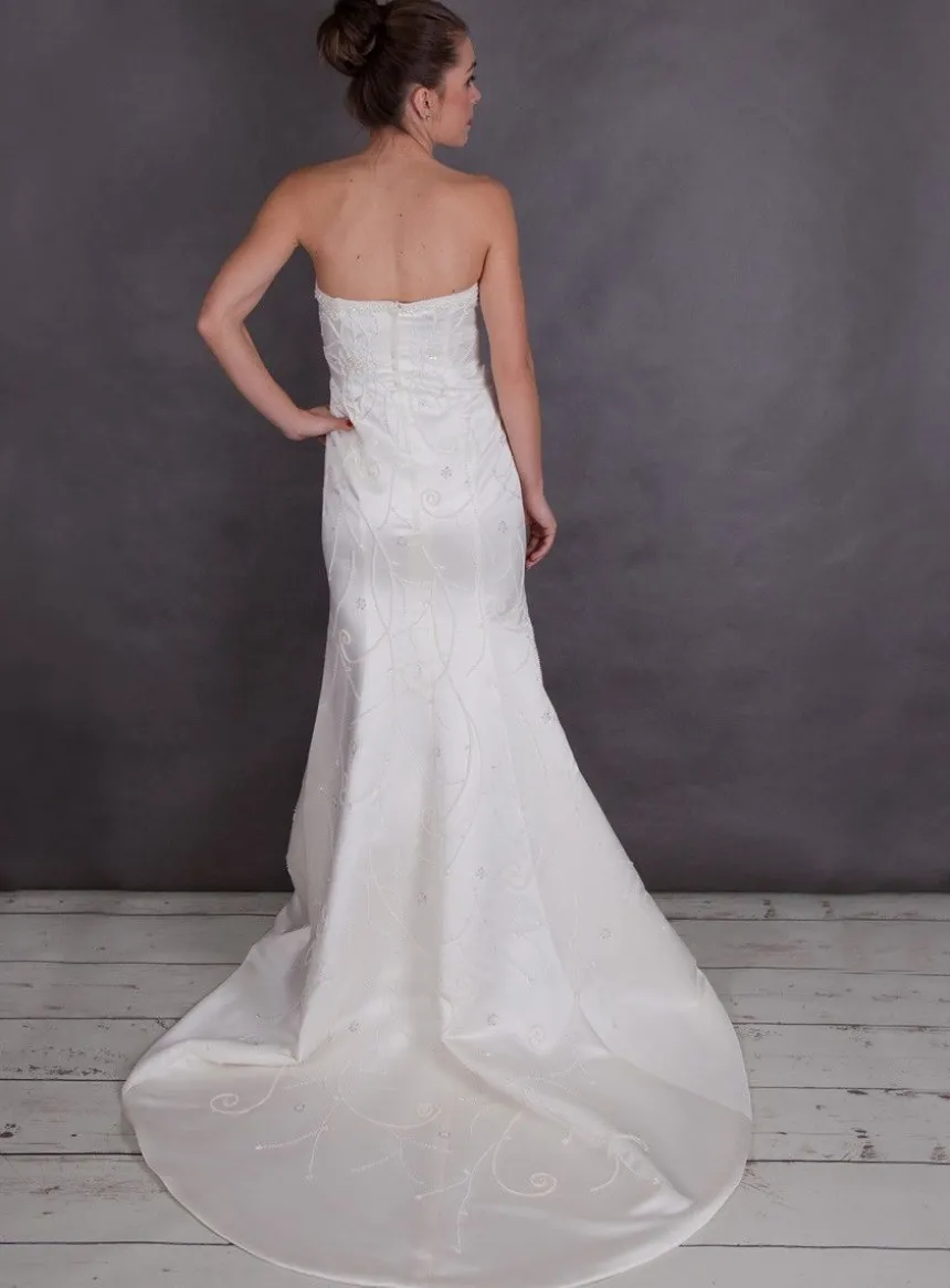 Robe de mariée sirène perlée