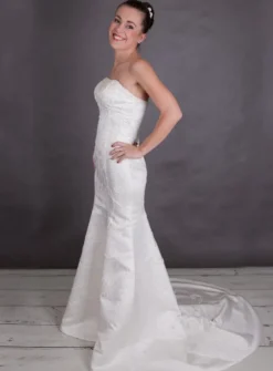 Robe de mariée sirène perlée