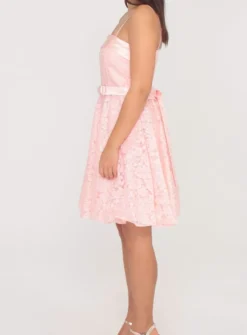 Robe de soirée courte femme ou jeune fille