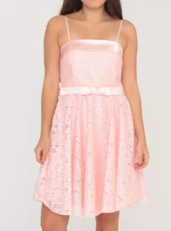 Robe de soirée courte femme ou jeune fille