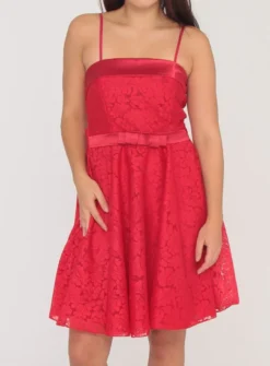 Robe de soirée courte femme ou jeune fille
