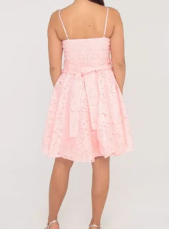 Robe de soirée courte femme ou jeune fille