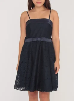 Robe de soirée courte femme ou jeune fille