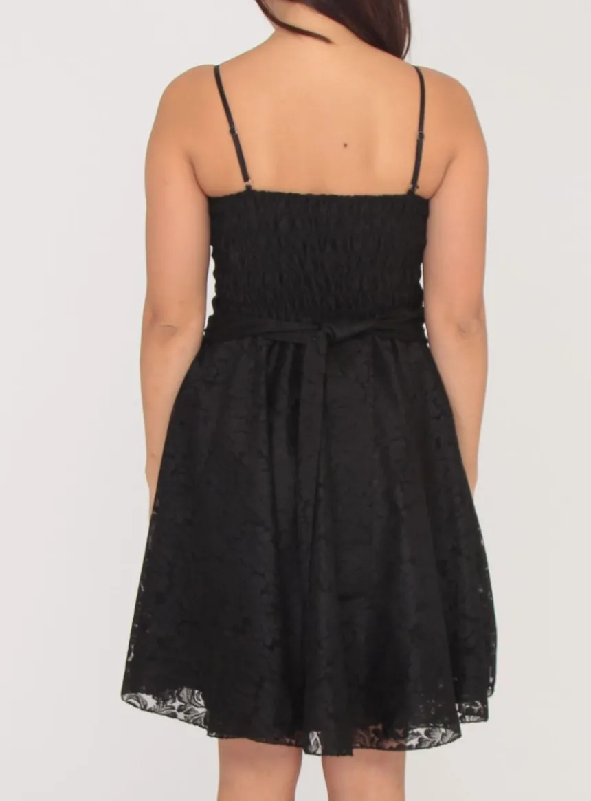 Robe de soirée courte femme ou jeune fille
