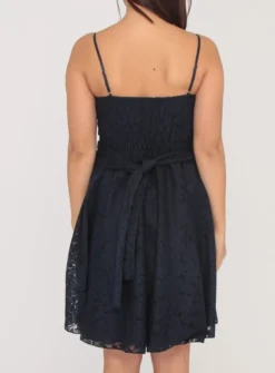 Robe de soirée courte femme ou jeune fille