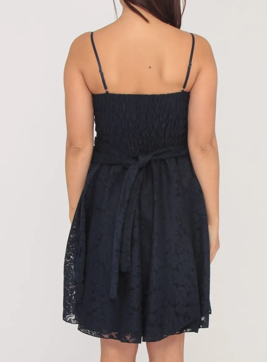 Robe de soirée courte femme ou jeune fille