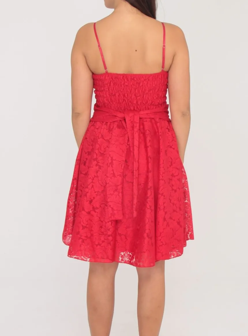 Robe de soirée courte femme ou jeune fille