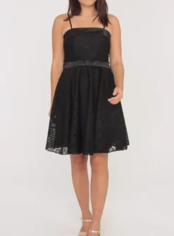 Robe de soirée courte femme ou jeune fille