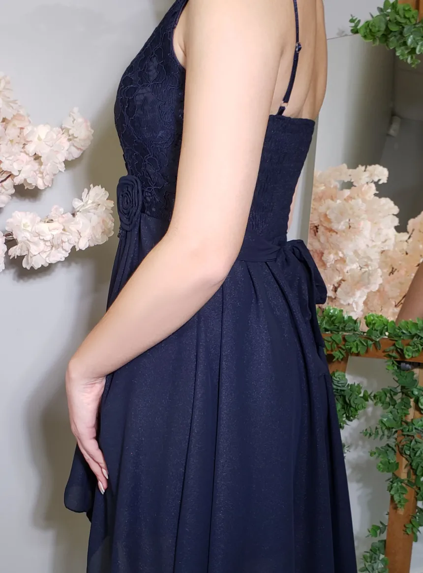 Robe de soirée courte mousseline et dentelle