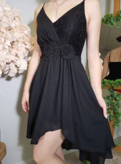 Robe de soirée courte mousseline et dentelle
