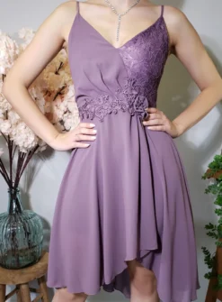 Robe de soirée courte mousseline et dentelle