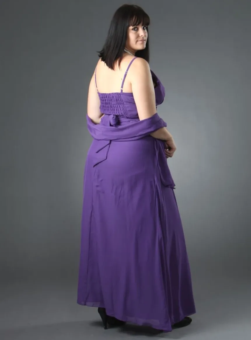 Robe de soirée grande taille Gaynor + étole