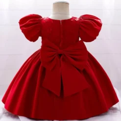 Robe rouge satinée fille
