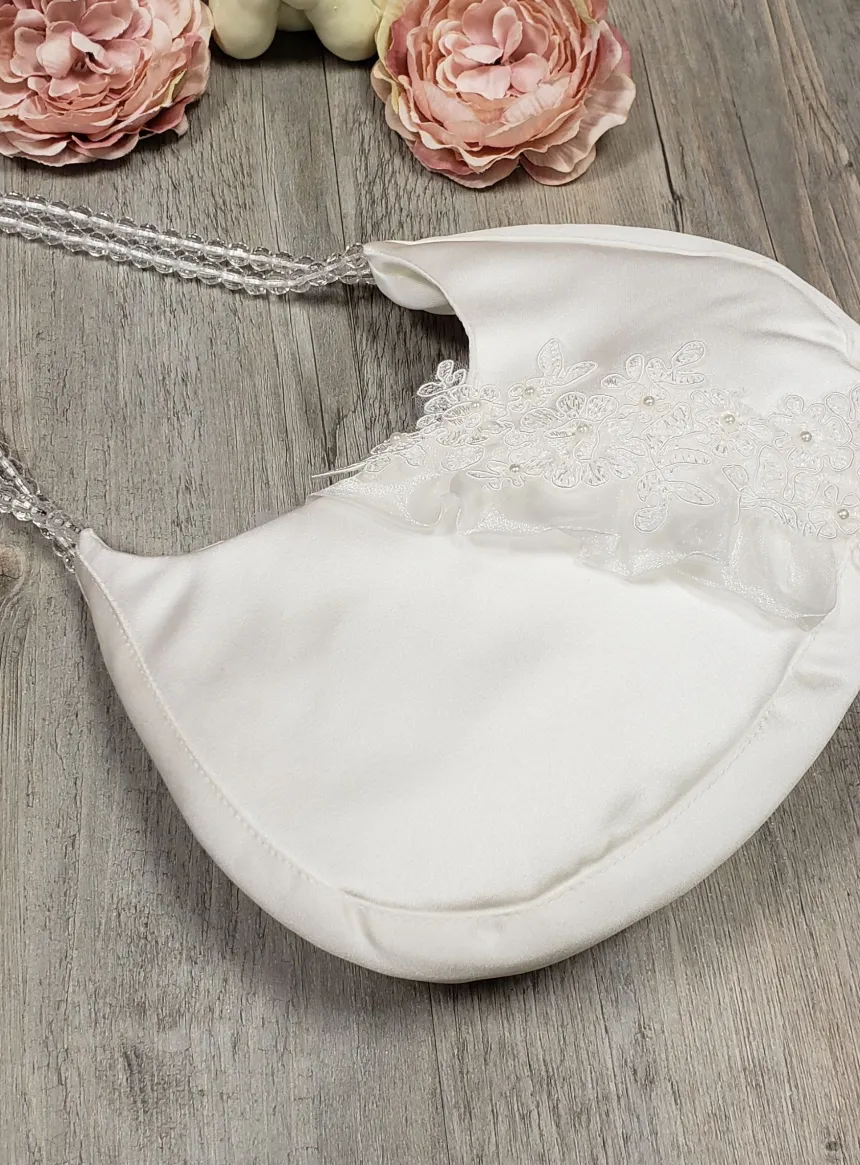 Sac à main mariage demi-lune dentelle et perles