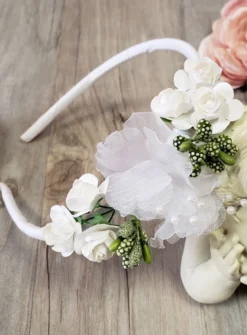 Serre tête à fleur cérémonie enfant Blanc