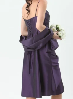 Tenue de mariage invitée femme
