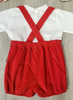 Tenue rouge pour petit garçon