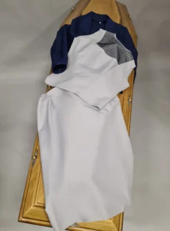 Tenue tailleur femme défunte