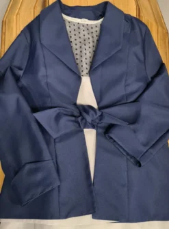 Tenue tailleur femme défunte