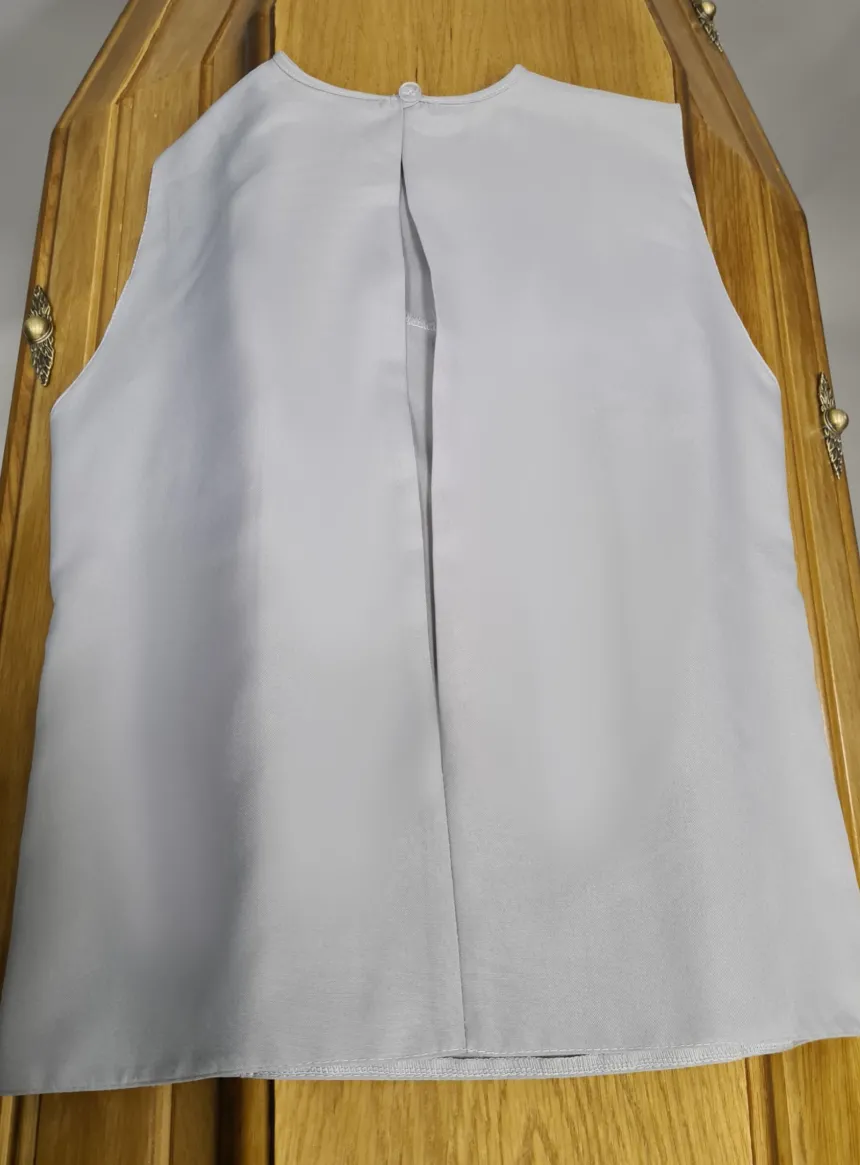 Tenue tailleur femme défunte