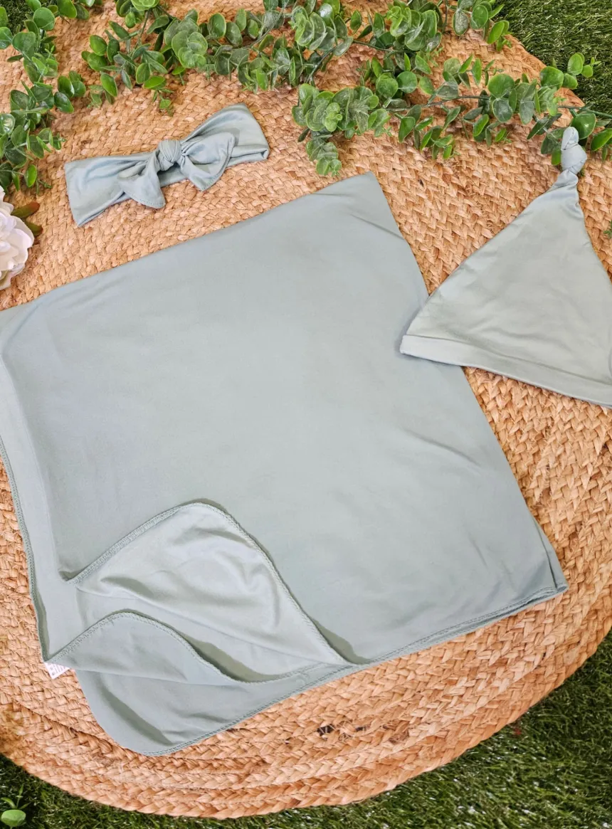 Trousseau de naissance ou baptême à personnaliser