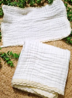Une couverture bébé en gaze de coton douce et élégante
