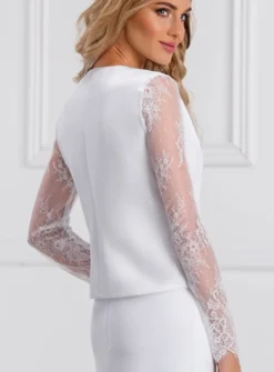 Veste en dentelle pour mariage