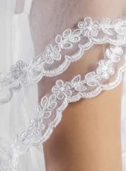 Voile de communion fine dentelle