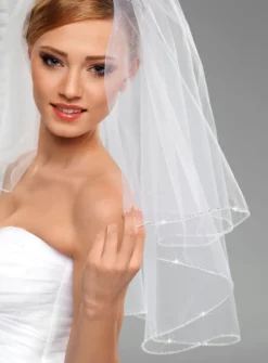 Voile de mariée couture couture et perles cousues