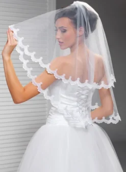 Voile de mariée dentelle arrondie